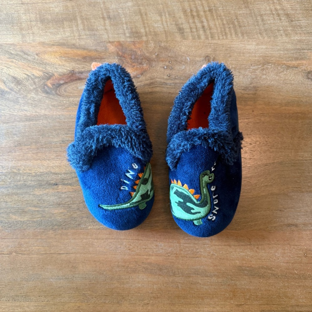 ⚡️3/$20 Blue Dinosaur Slippers for Kids - house shoes size 7-8 toddler